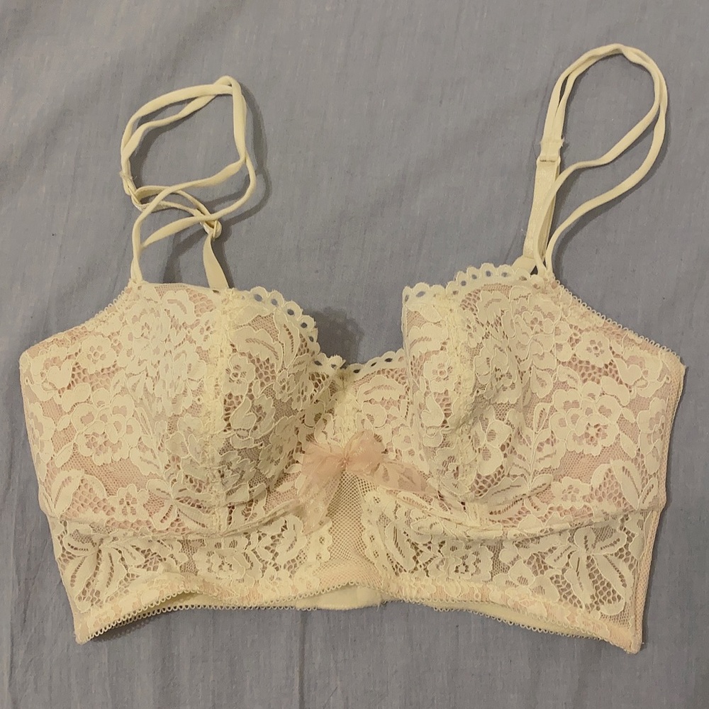NWOT B’ Tempt’D Wacoal Ciao Bella Balconette Bra M